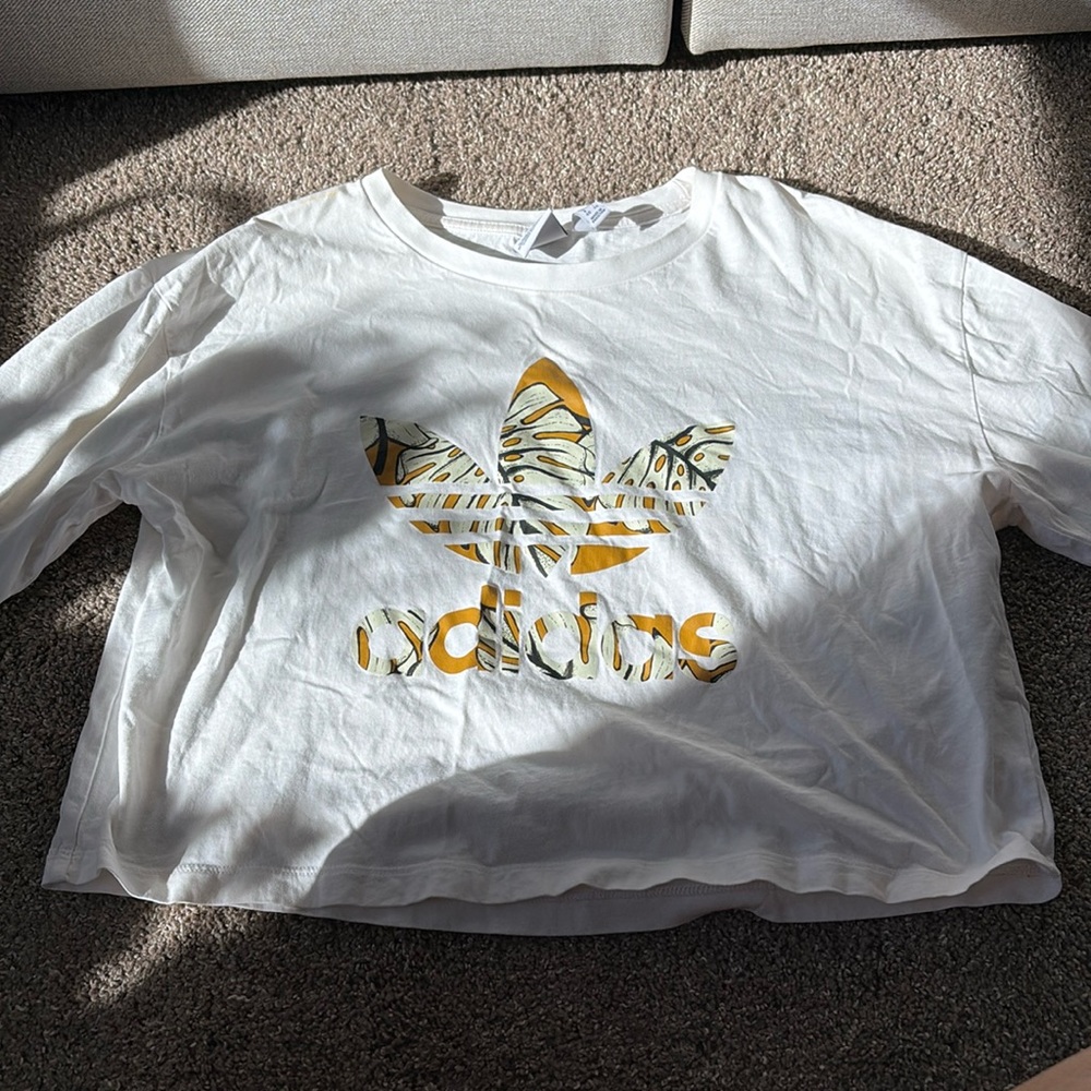 adidas body crop tee